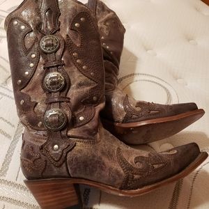 Corral cowboy boots